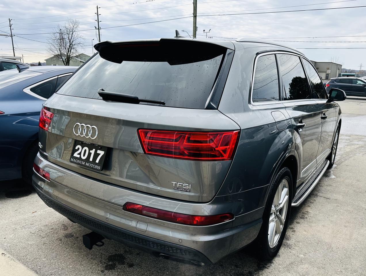 2017 Audi Q7 Progressiv S-Line Photo