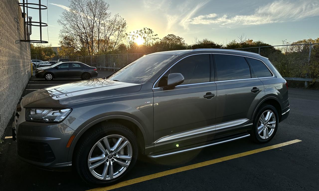 2017 Audi Q7 Progressiv S-Line Photo