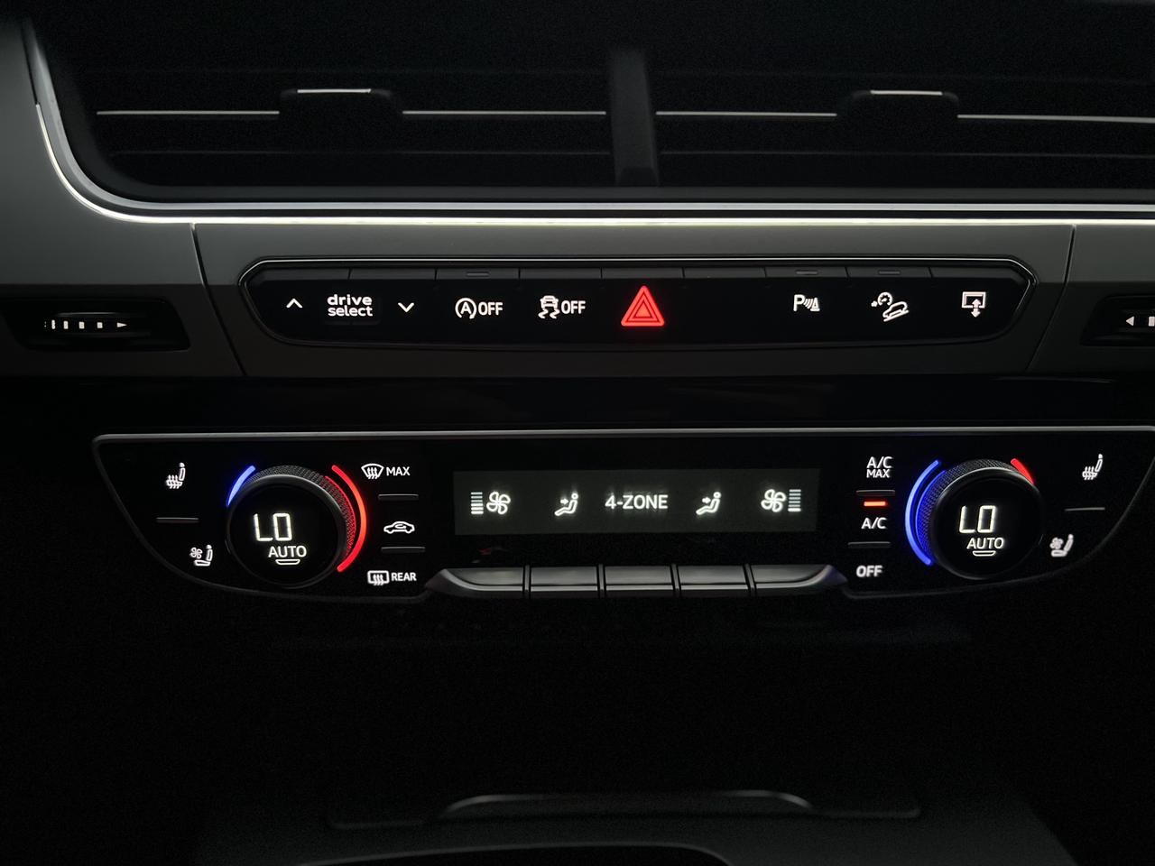 2017 Audi Q7 Progressiv S-Line Photo