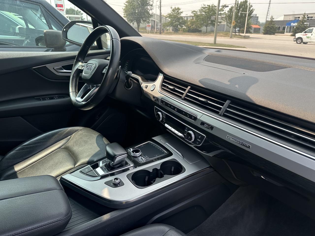 2017 Audi Q7 Progressiv S-Line Photo