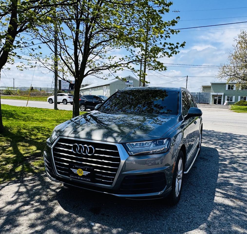 2017 Audi Q7 Progressiv S-Line Photo0