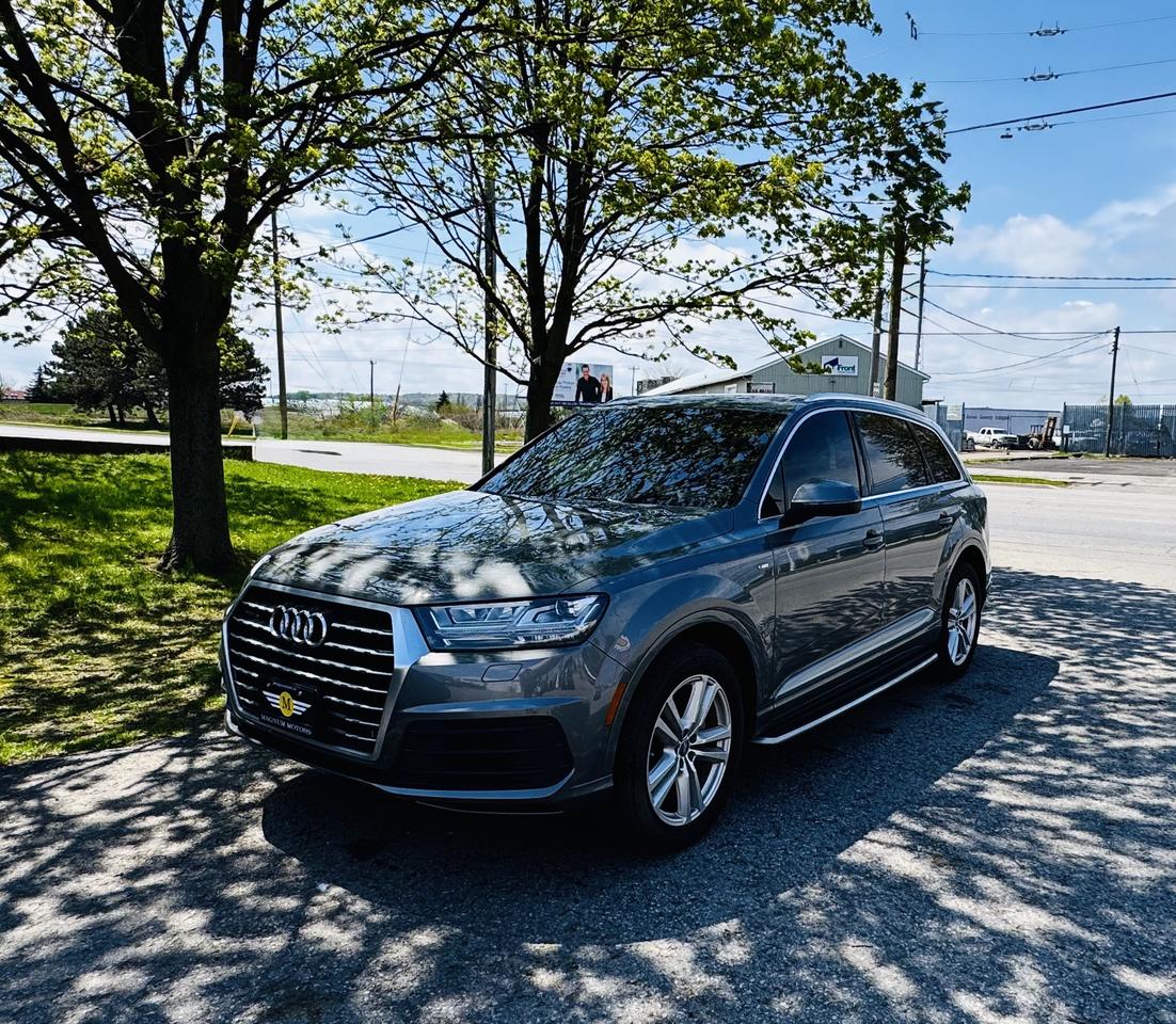 2017 Audi Q7 Progressiv S-Line Photo