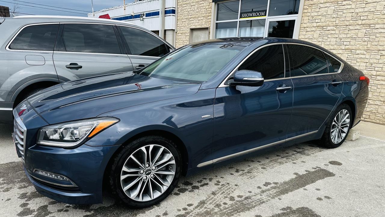 2015 Hyundai Genesis 3.8 Premium AWD Photo