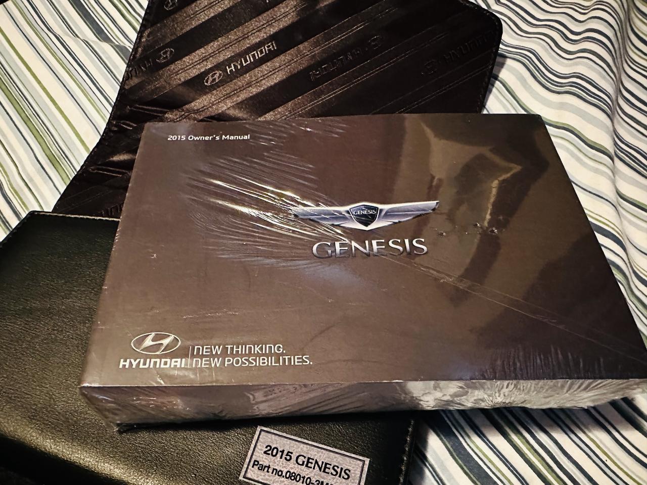 2015 Hyundai Genesis 3.8 Premium AWD Photo