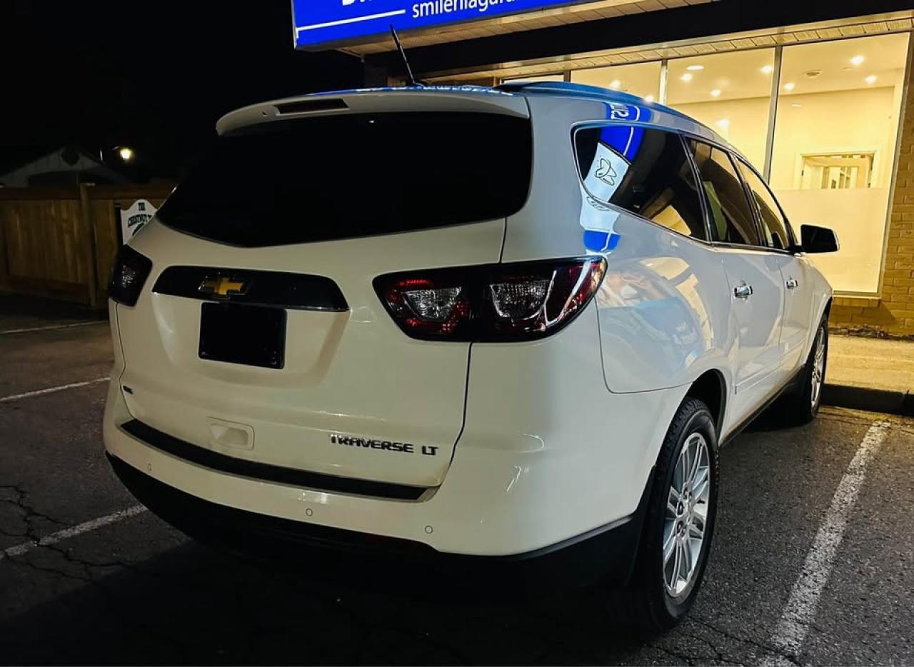 2015 Chevrolet Traverse 1LT Photo4
