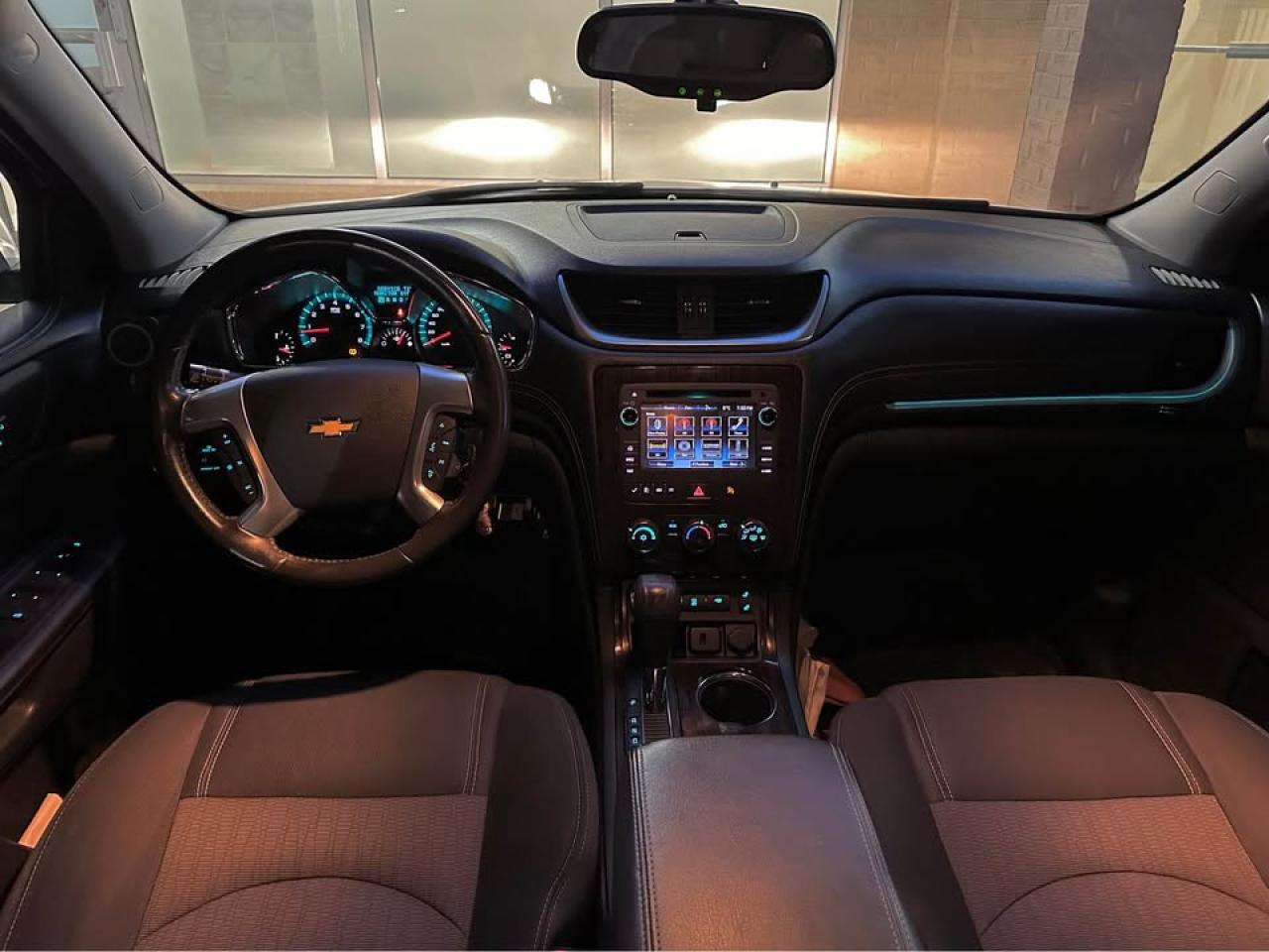 2015 Chevrolet Traverse 1LT Photo