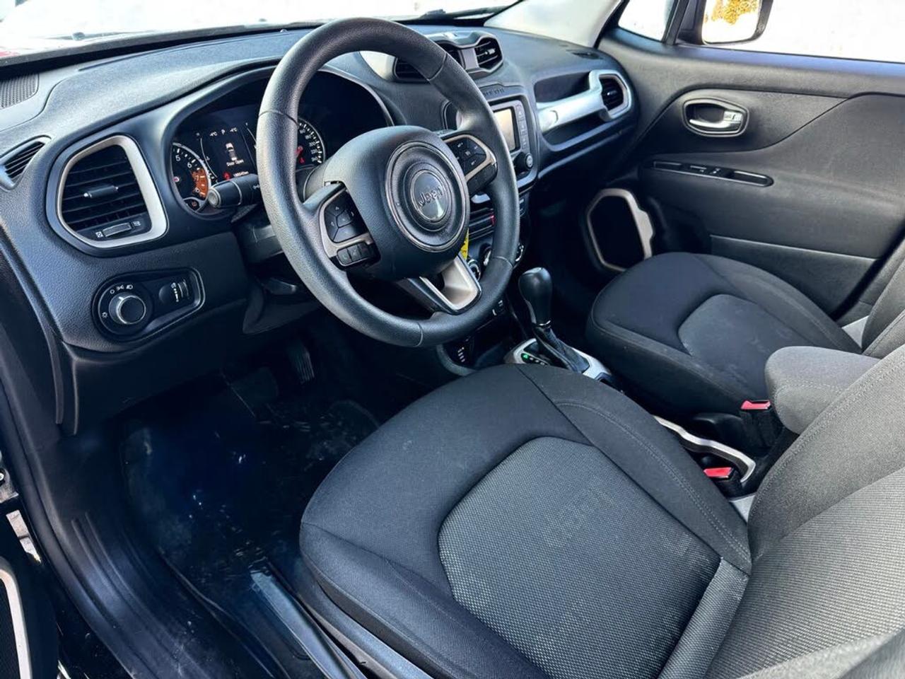 2015 Jeep Renegade Sport Photo