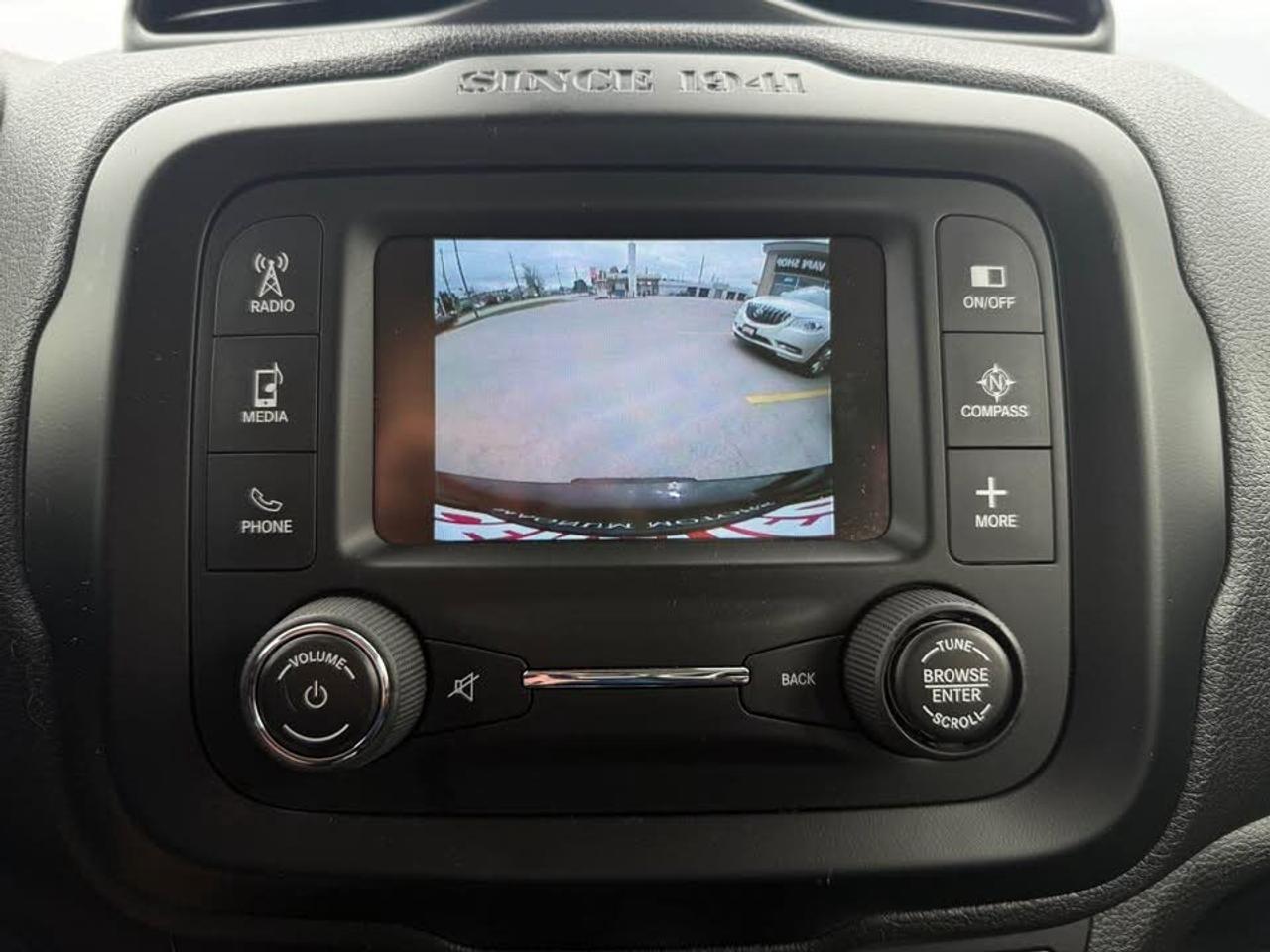 2015 Jeep Renegade Sport Photo