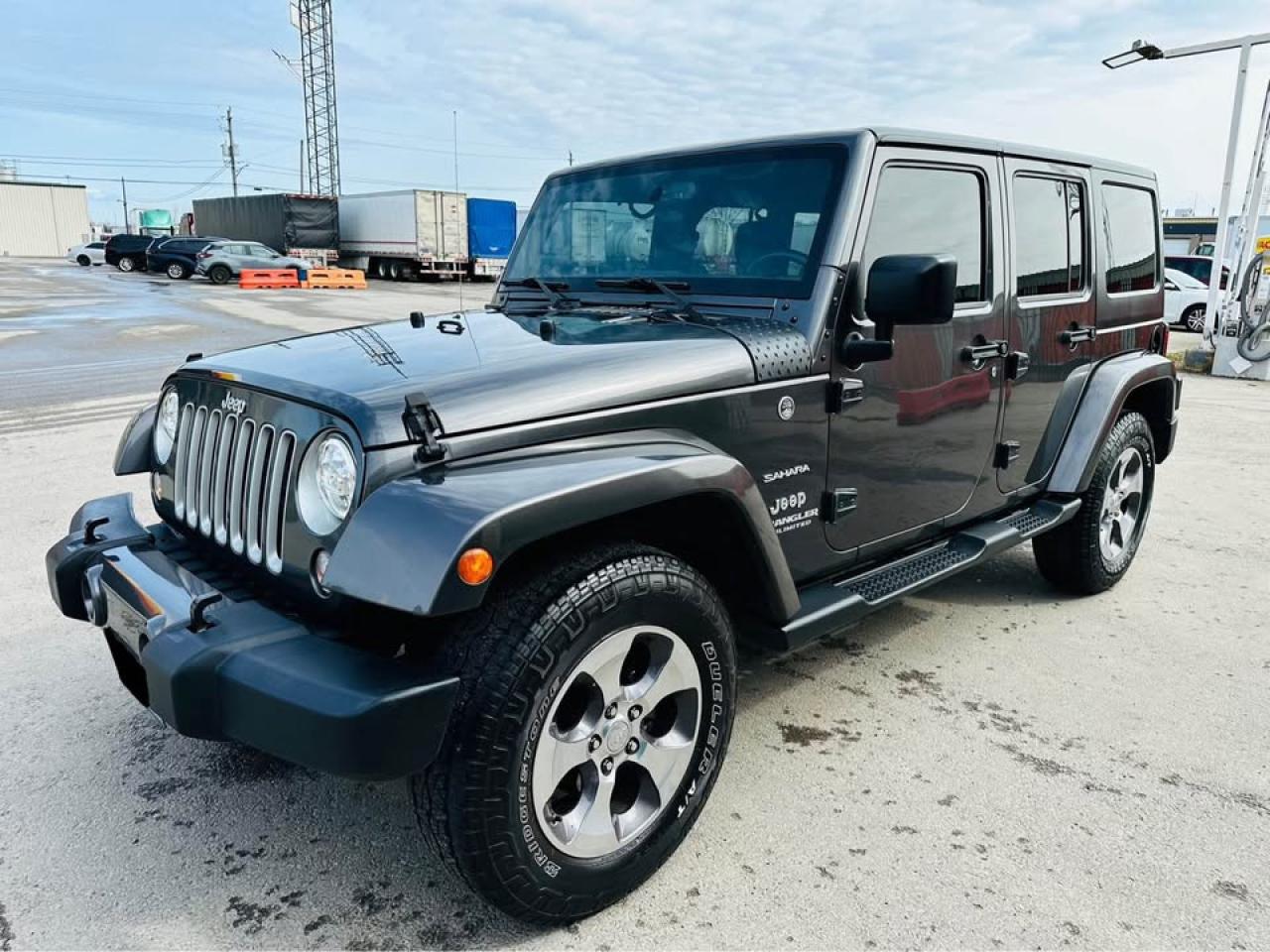 2016 Jeep Wrangler Unlimited Sahara Photo