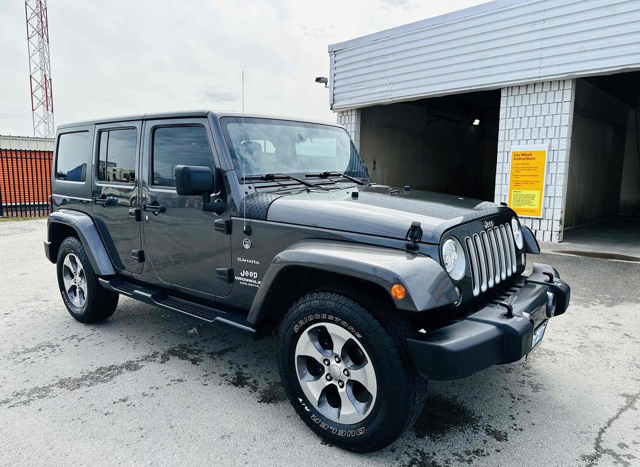 2016 Jeep Wrangler Unlimited Sahara Photo
