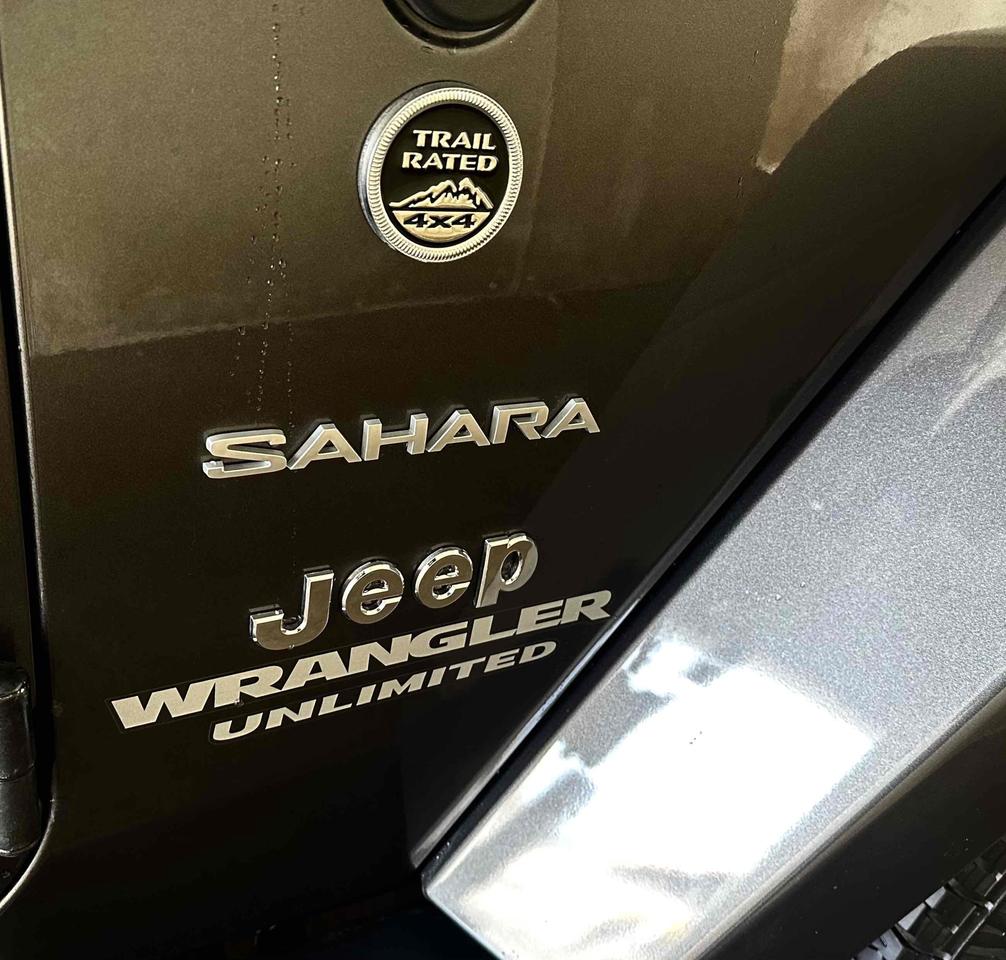 2016 Jeep Wrangler Unlimited Sahara Photo