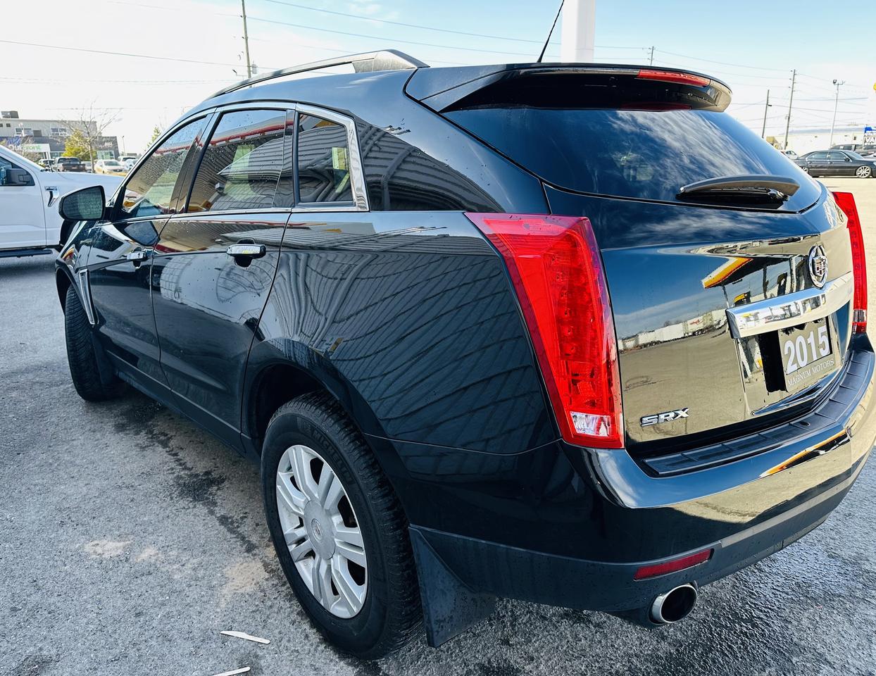 2015 Cadillac SRX STANDARD Photo