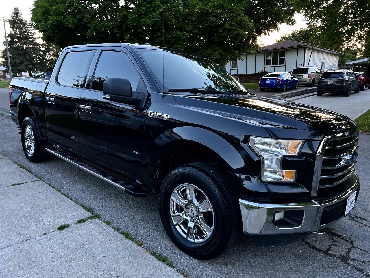 2015 Ford F-150 XL Photo2