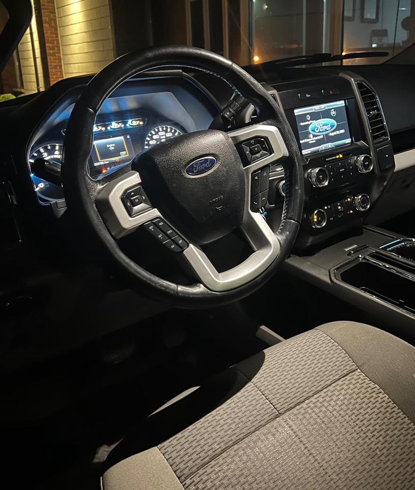 2015 Ford F-150 XL Photo