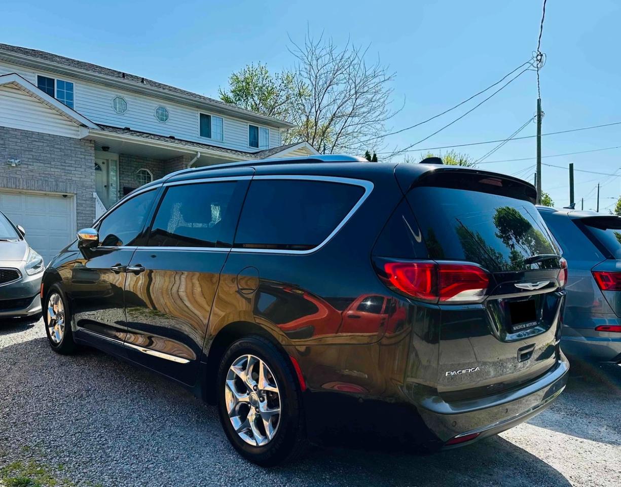 2018 Chrysler Pacifica Limited Photo