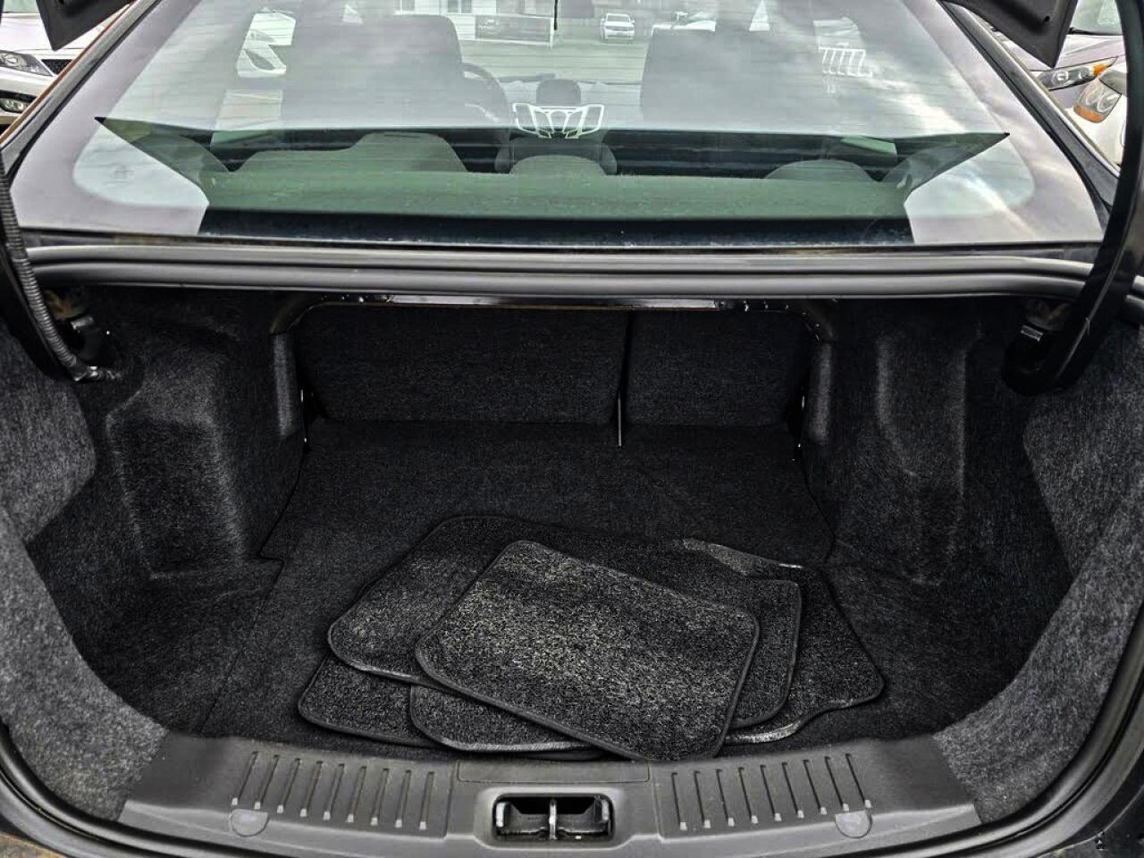 2012 Ford Fiesta SE Photo