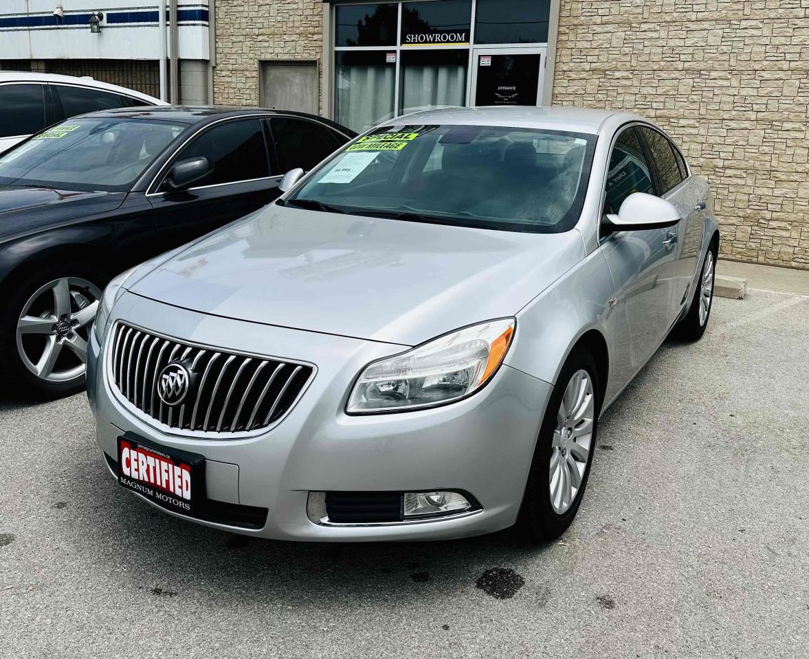2011 Buick Regal CXL Photo0
