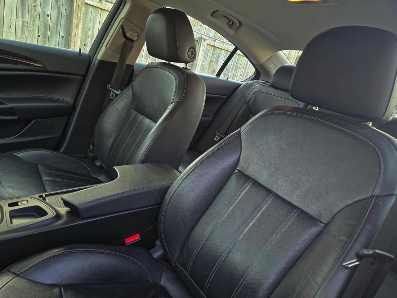 2011 Buick Regal CXL Photo