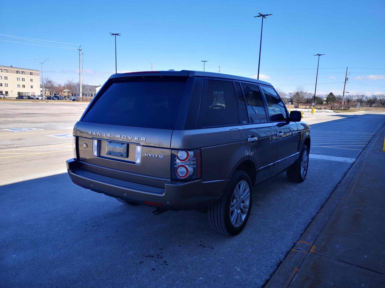 2010 Land Rover LR4 HSE LUXURY Photo