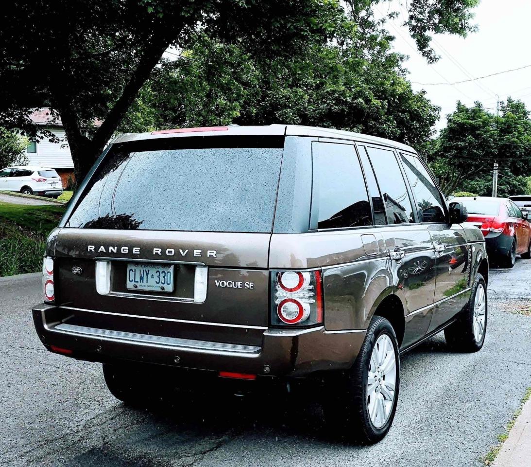 2010 Land Rover LR4 HSE LUXURY Photo