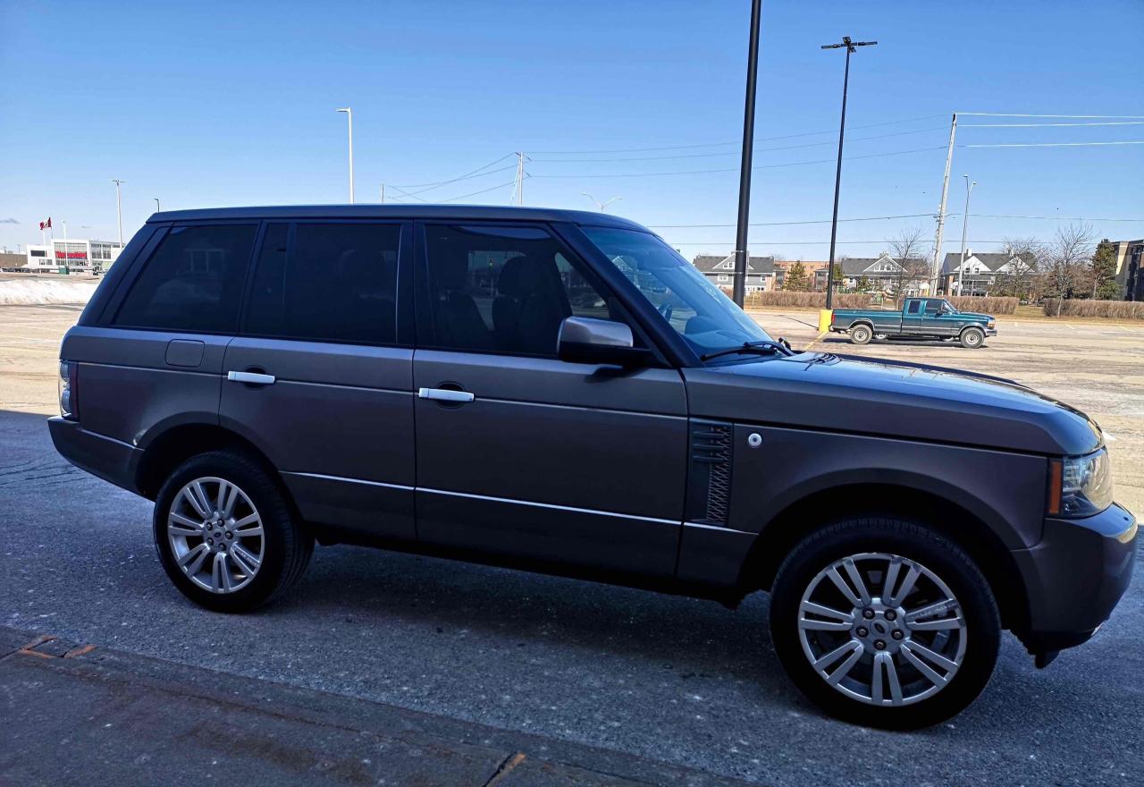 2010 Land Rover LR4 HSE LUXURY Photo