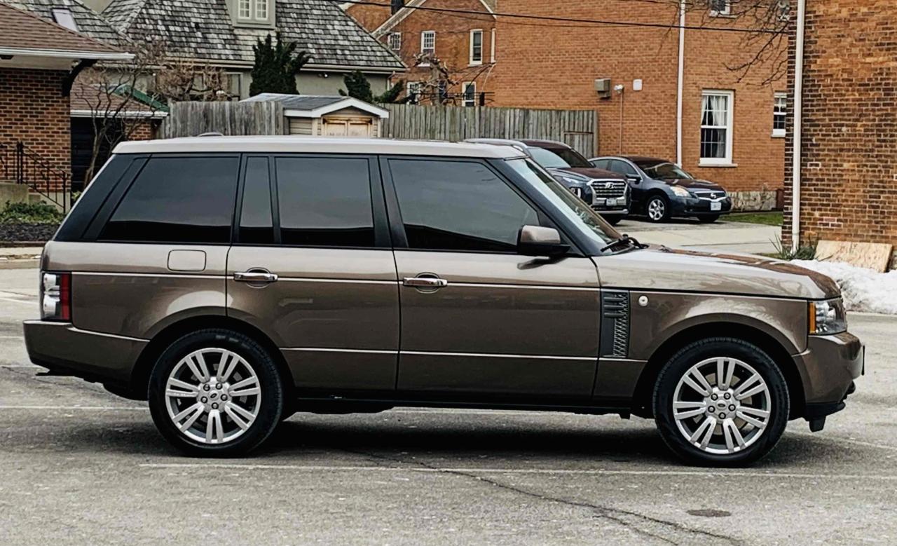 2010 Land Rover LR4 HSE LUXURY Photo