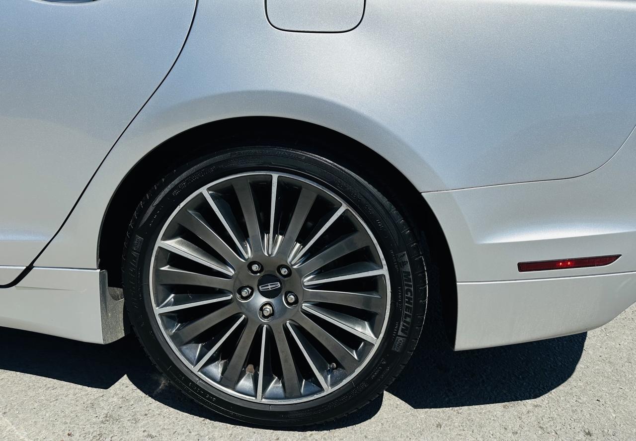 2013 Lincoln MKZ  Photo