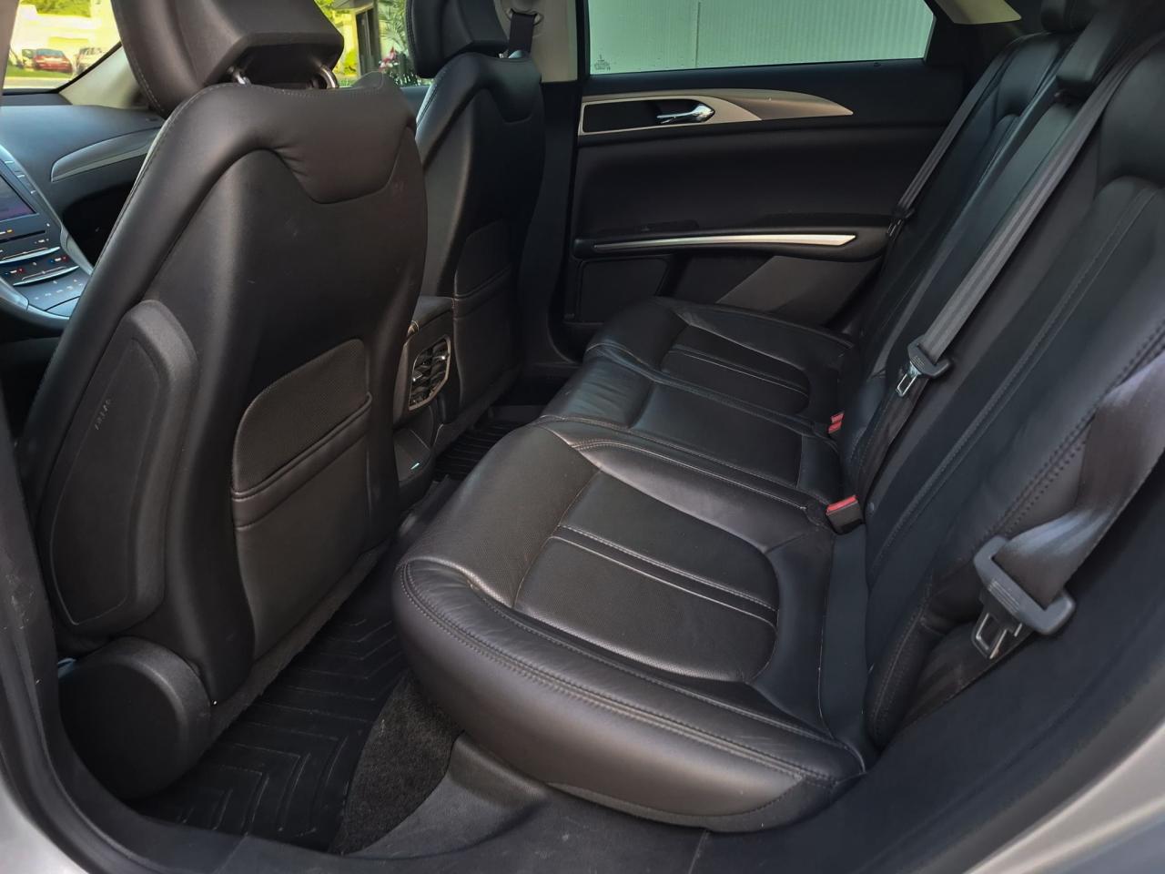 2013 Lincoln MKZ  Photo