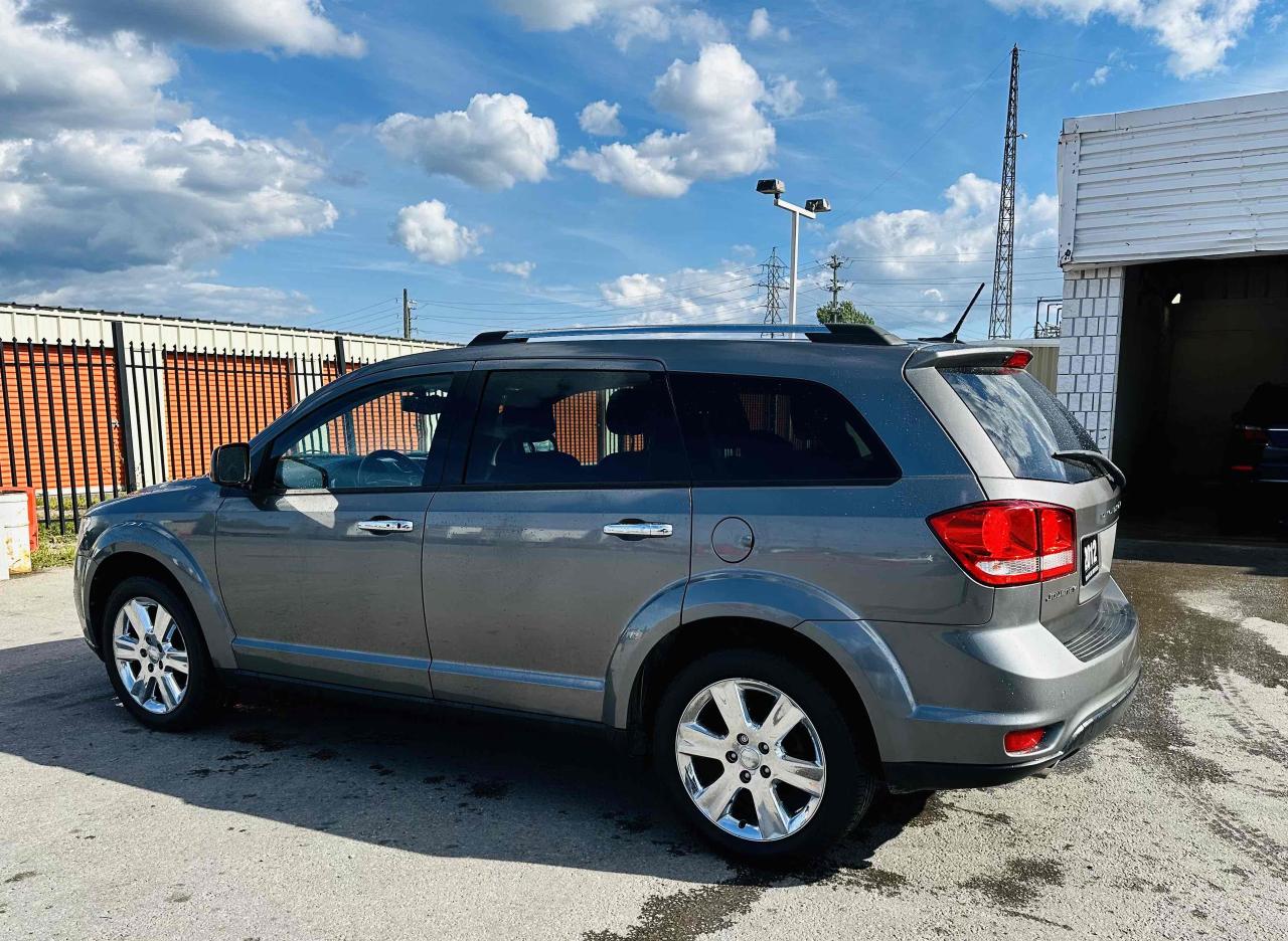 2012 Dodge Journey SXT Photo