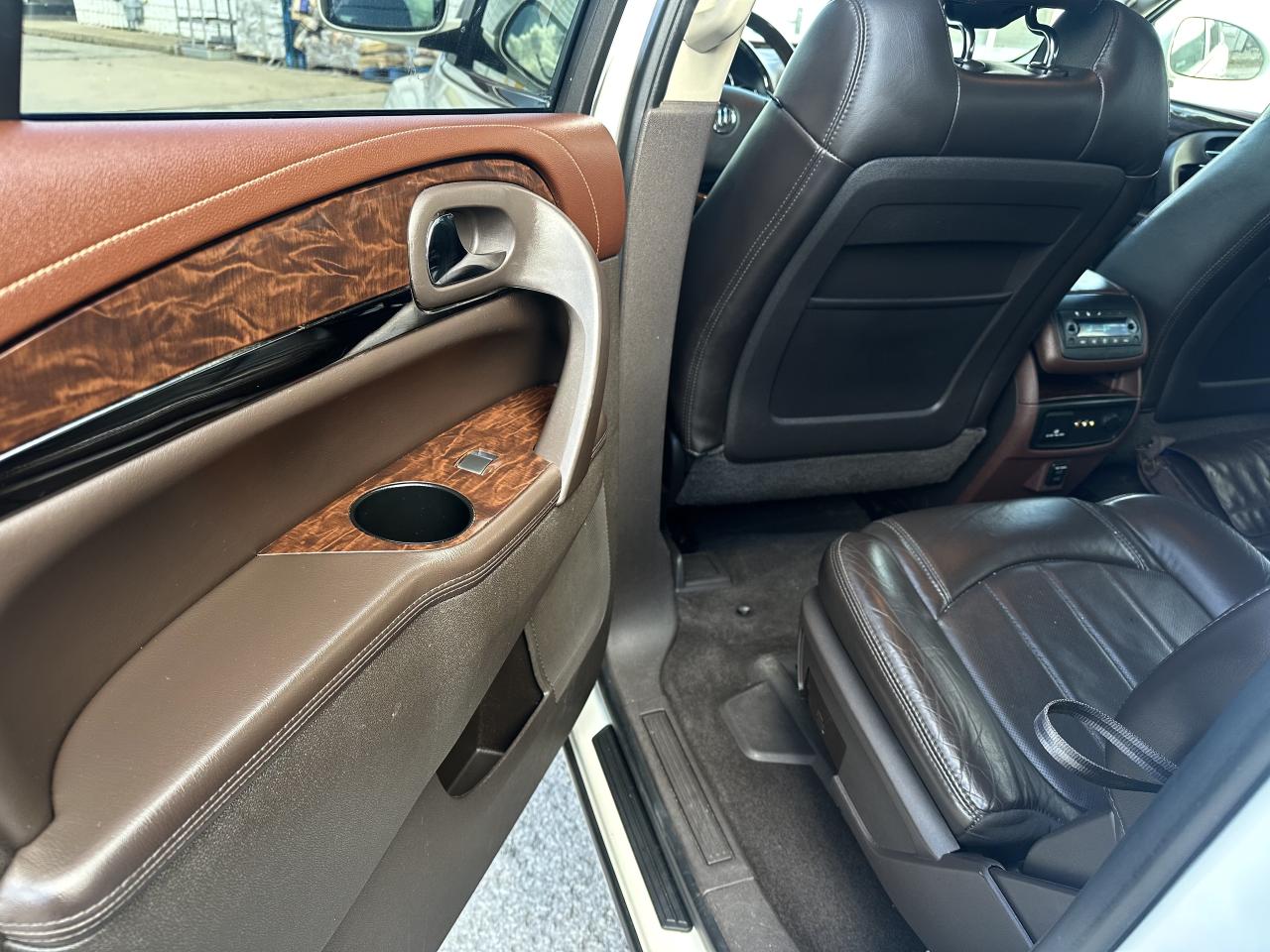 2014 Buick Enclave Premium Photo