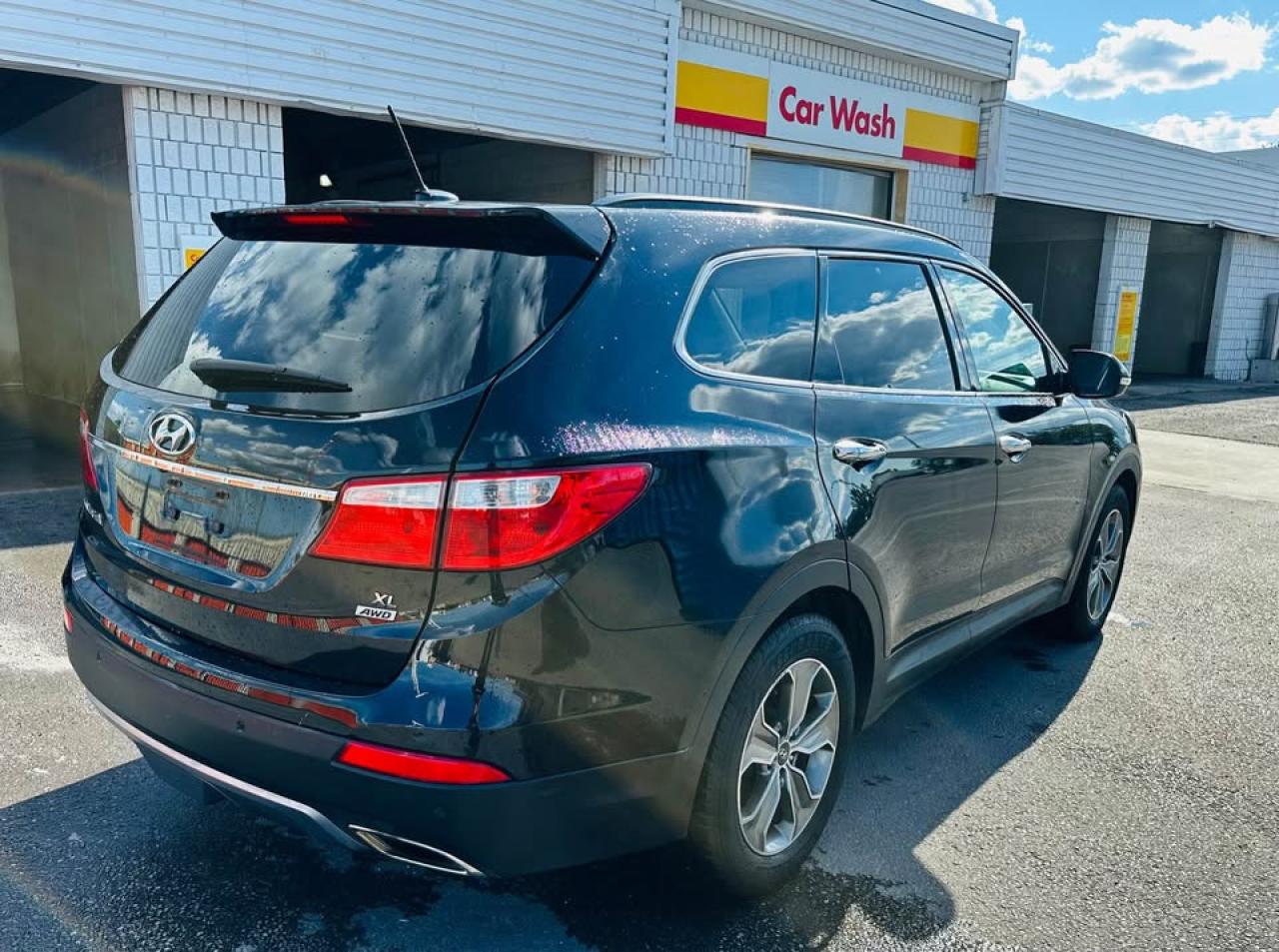 2014 Hyundai Santa Fe XL GLS Photo