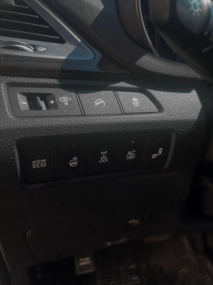 2014 Hyundai Santa Fe XL GLS Photo