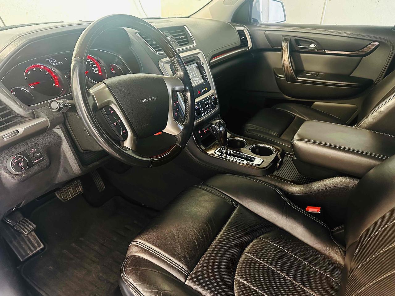 2014 GMC Acadia Denali Photo