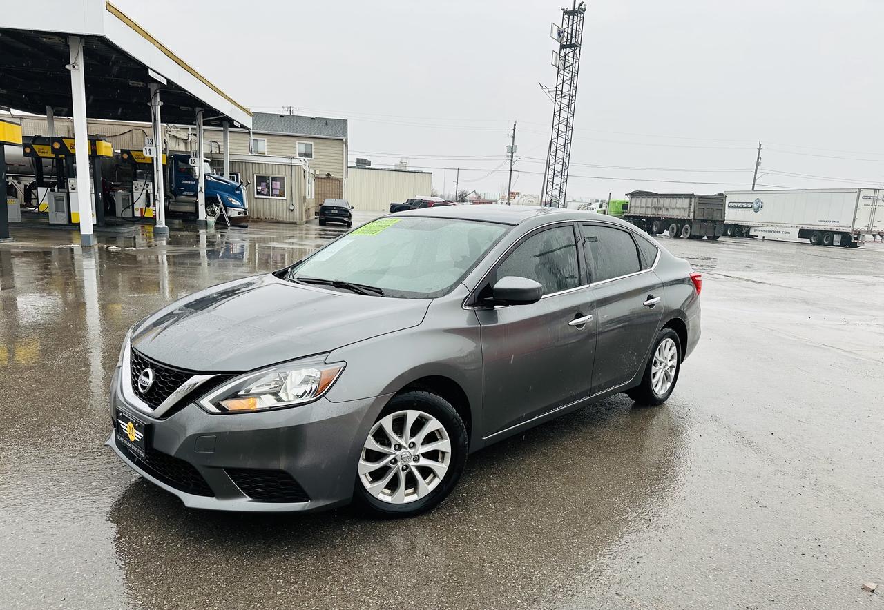 2017 Nissan Sentra SV Photo