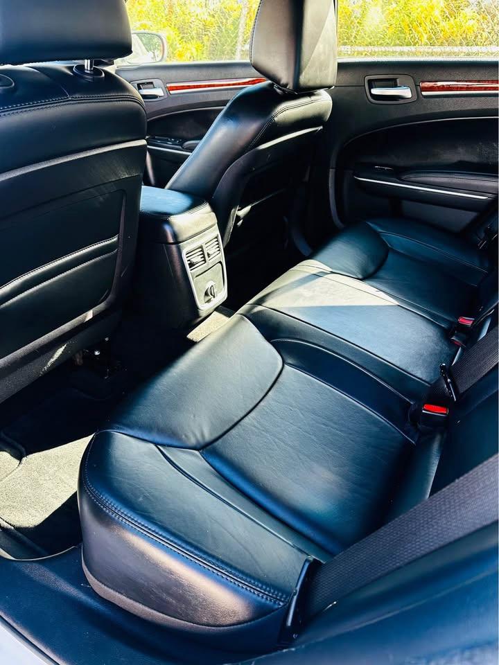 2013 Chrysler 300 Touring  Photo