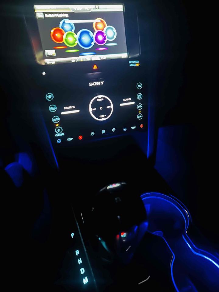 2015 Ford Explorer LIMITED Photo