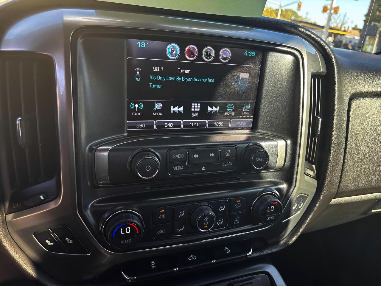 2016 Chevrolet Silverado 1500 LT Z71 Photo