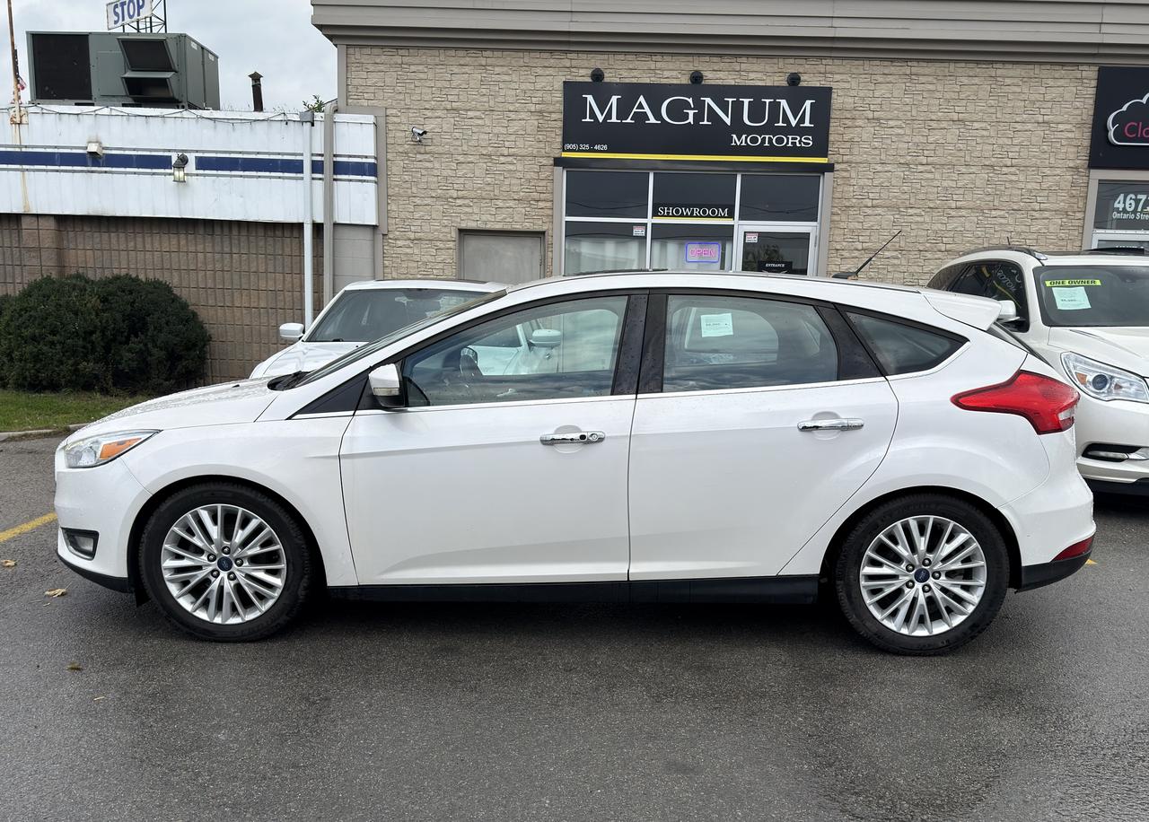 2015 Ford Focus Titanium Photo