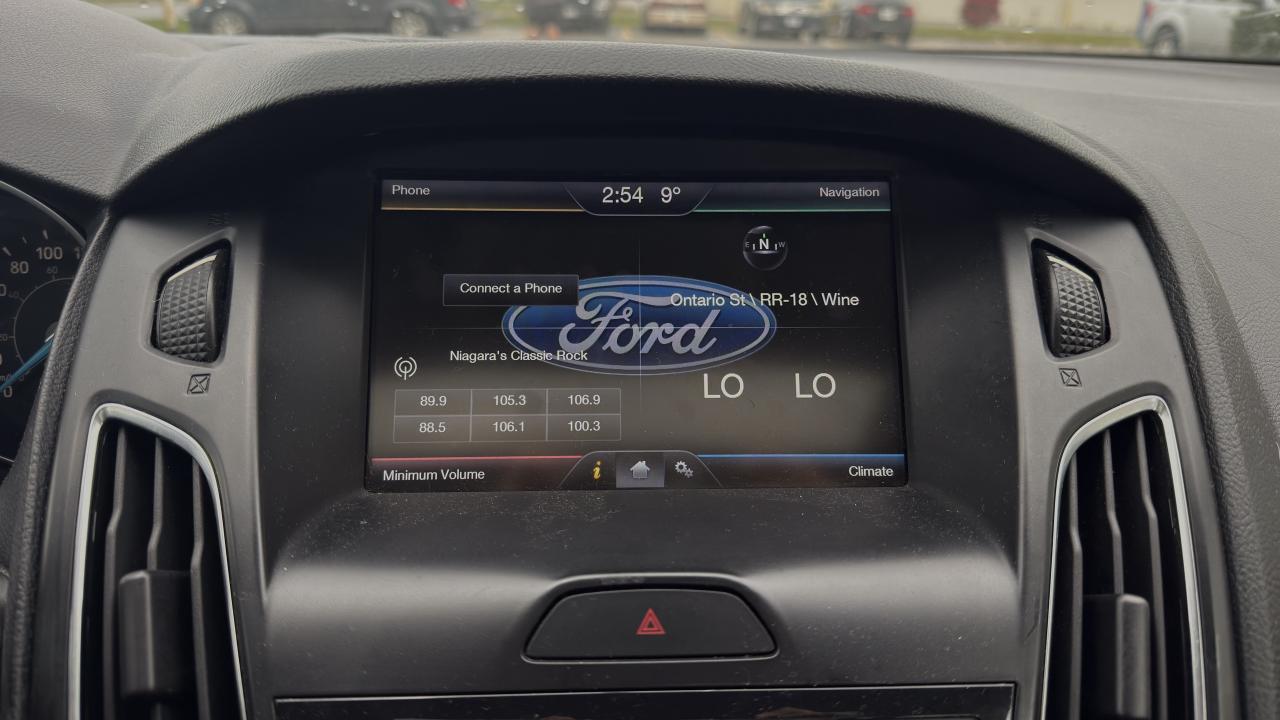 2015 Ford Focus Titanium Photo