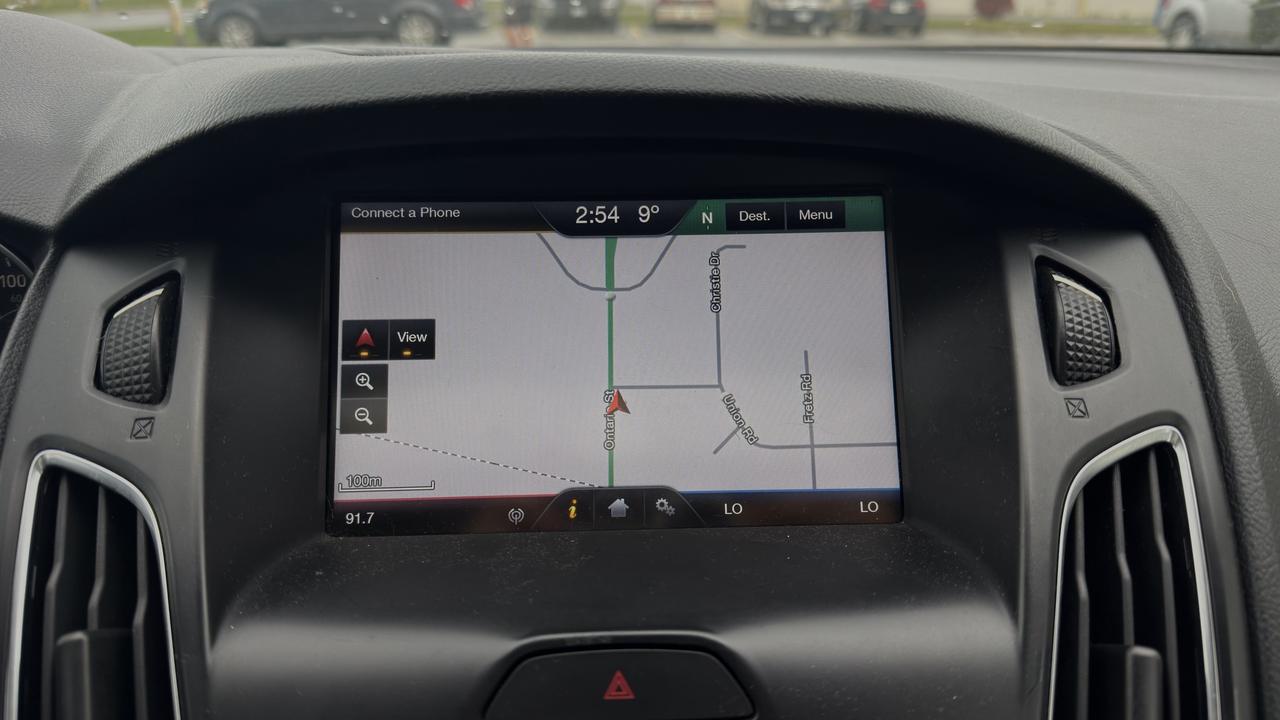 2015 Ford Focus Titanium Photo