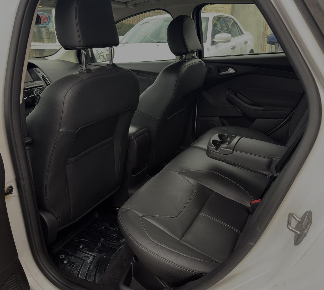 2015 Ford Focus Titanium Photo