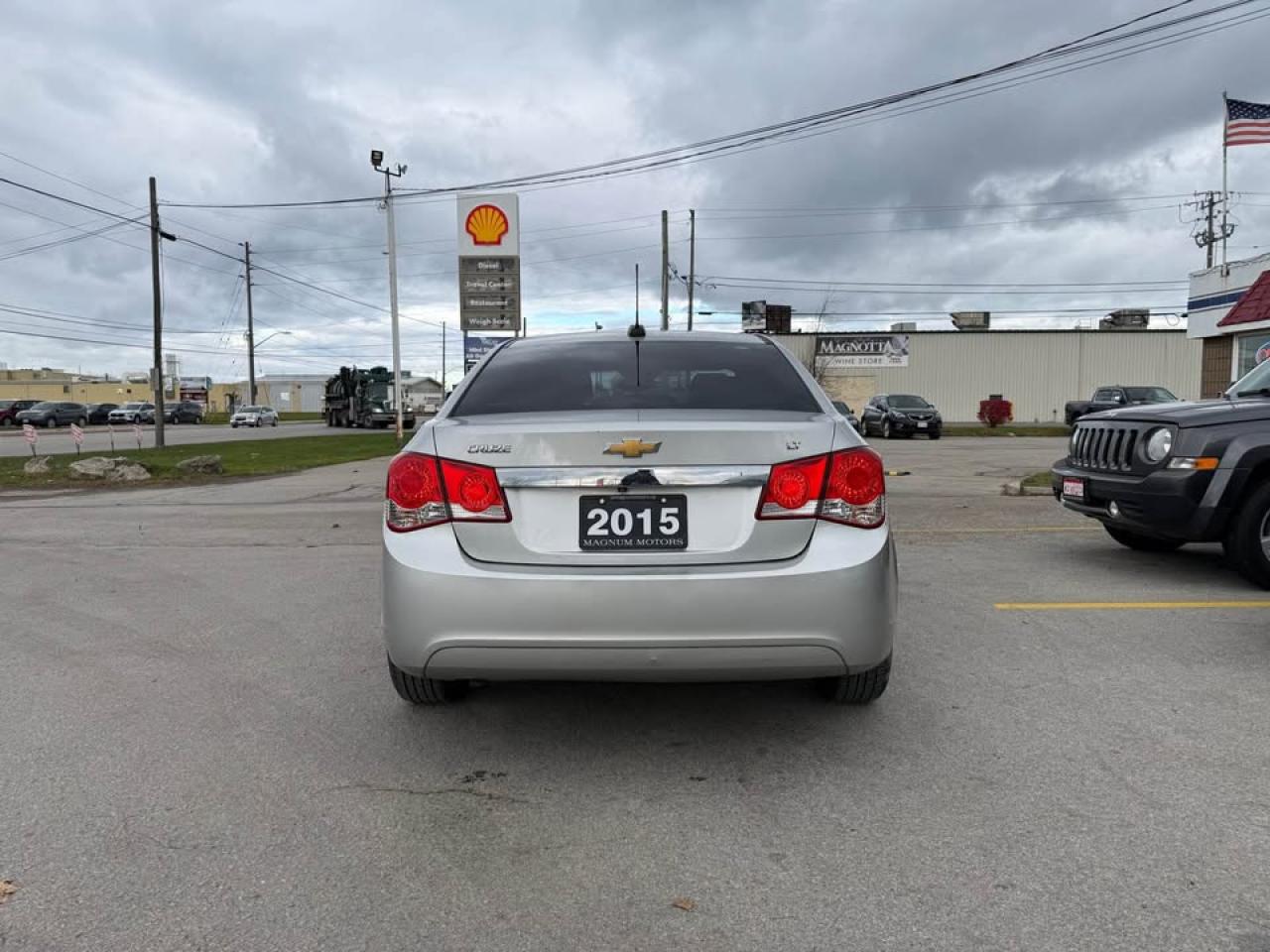 2015 Chevrolet Cruze 1LT Photo
