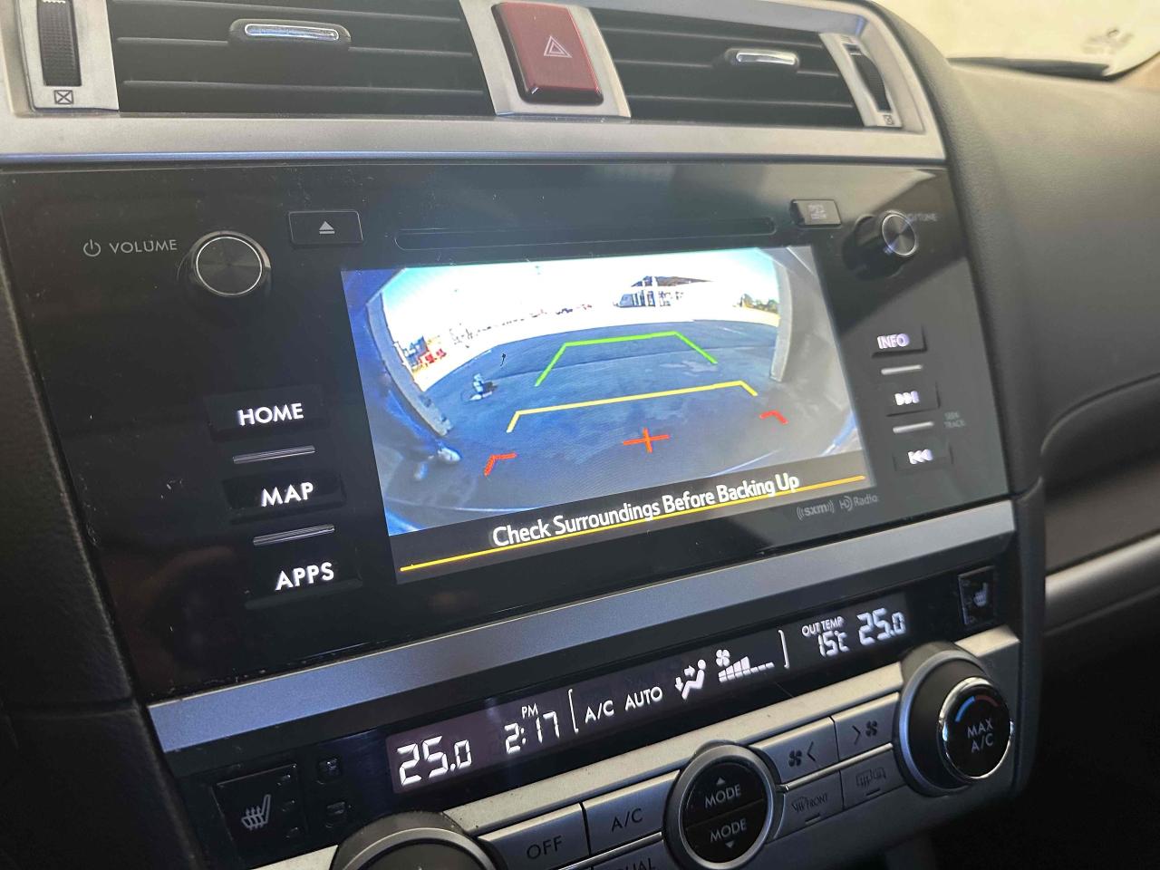 2016 Subaru Legacy LIMITED Photo