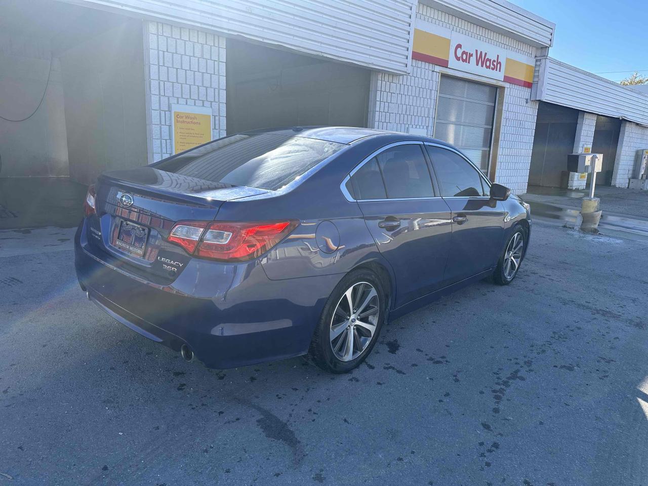 2016 Subaru Legacy LIMITED Photo