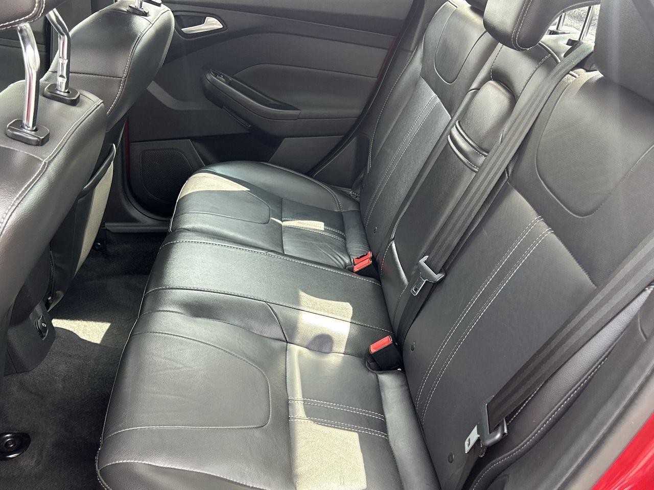 2012 Ford Focus SEL Photo