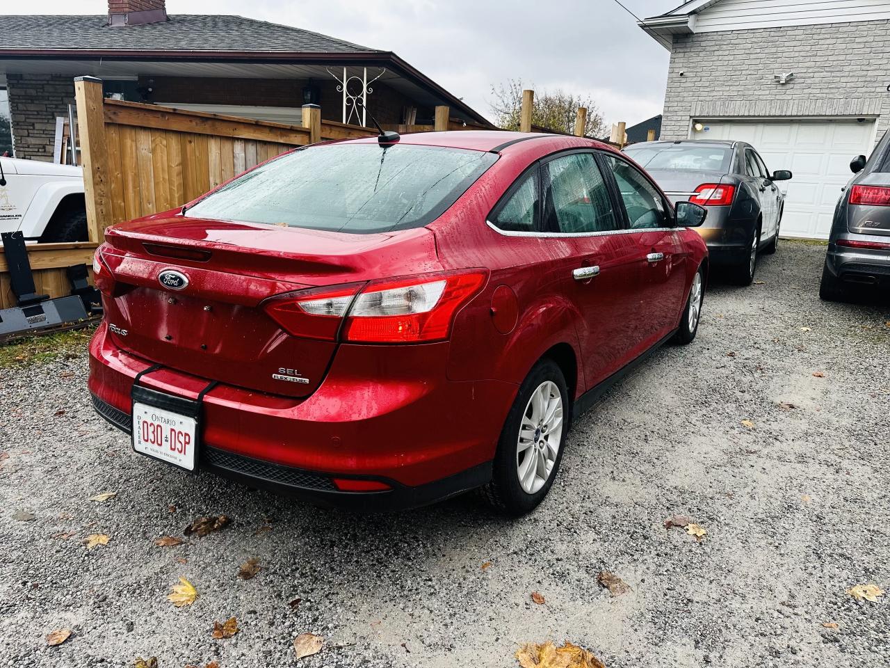 2012 Ford Focus SEL Photo