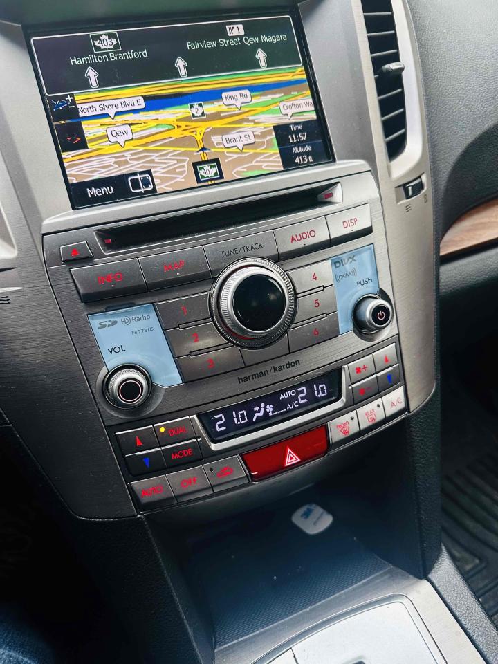 2013 Subaru Outback LIMITED Photo