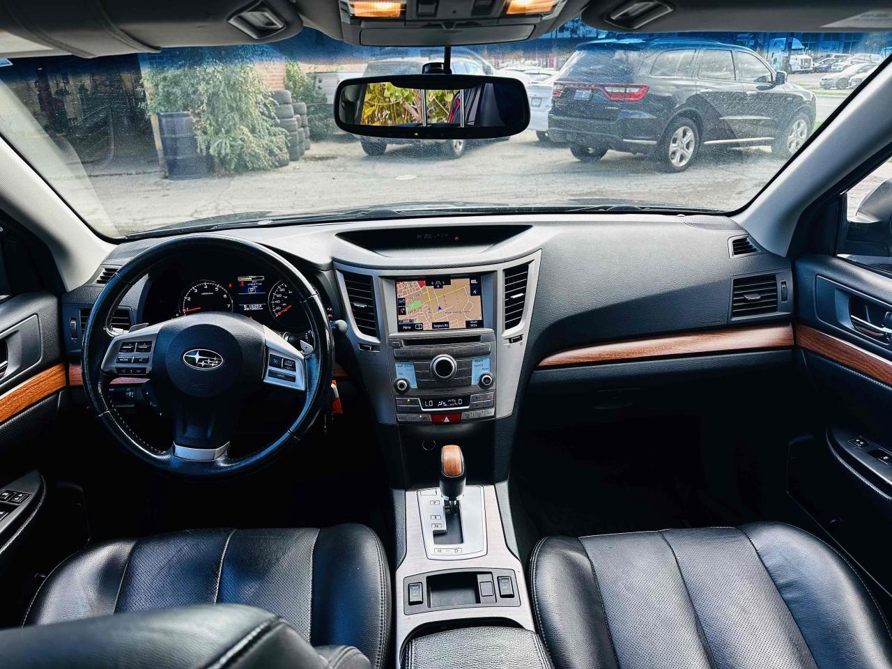 2013 Subaru Outback LIMITED Photo