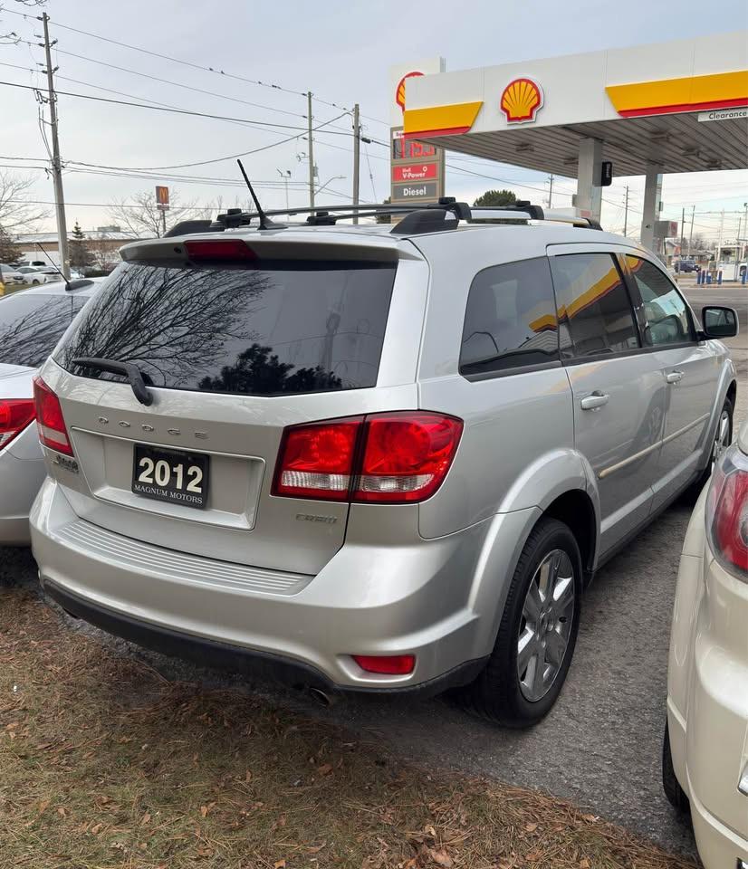 2012 Dodge Journey SXT Photo4