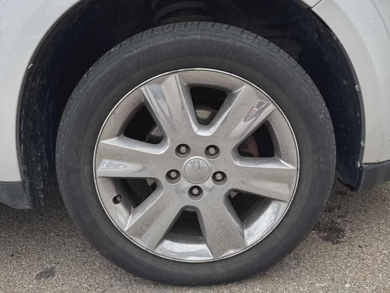 2012 Dodge Journey SXT Photo